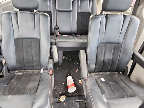 Used 2017 Dodge Grand Caravan SXT w/ Driver Convenience Group image 20