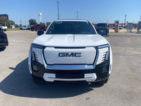 New 2025 GMC Sierra EV Denali image 9