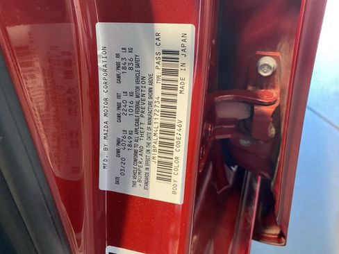 Used 2020 MAZDA MAZDA3 Hatchback FWD image 33