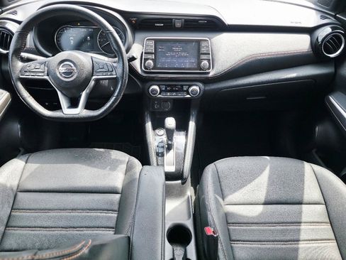 Used 2019 Nissan Kicks SR w/ SR Premium Package FWD image 19