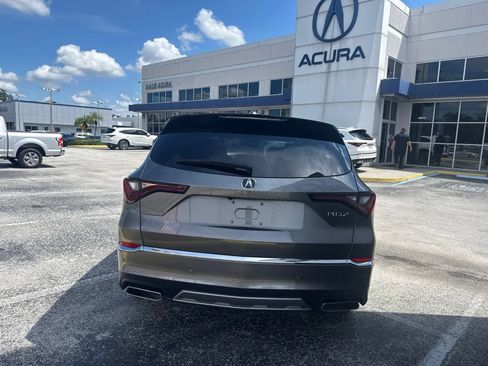 Used 2026 Acura MDX w/ Technology Package FWD image 5
