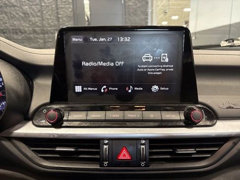 Certified 2023 Kia Forte LXS w/ LXS Technology Package image 25