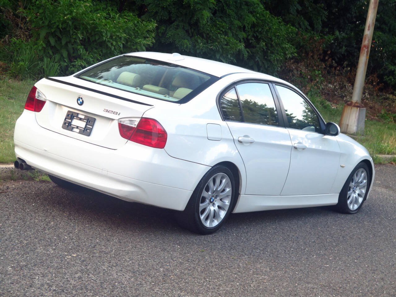Used 2008 BMW 328i Sedan RWD image 17