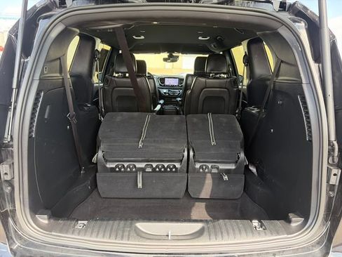 Used 2025 Chrysler Pacifica Select FWD image 43