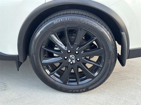 Used 2024 Nissan Murano SV w/ SV Midnight Edition Package image 7