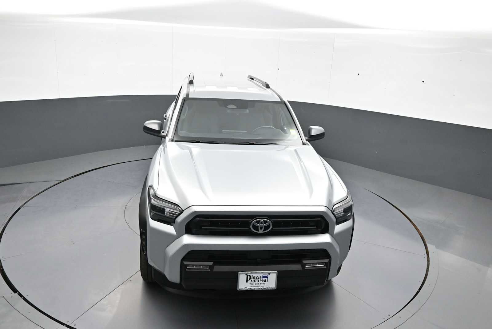 Used 2025 Toyota 4Runner SR5 AWD/4WD image 35