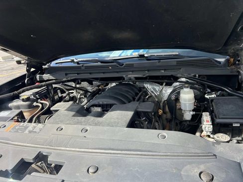 Used 2017 GMC Sierra 1500 SLE w/ SLE Value Package image 9