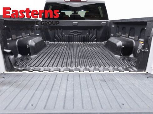 Used 2021 Chevrolet Silverado 1500 Custom w/ LPO, Dark Essentials Package AWD/4WD image 9