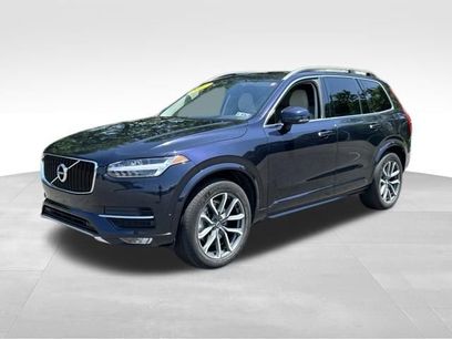 Used 2017 Volvo XC90 T6 Momentum w/ Convenience Package