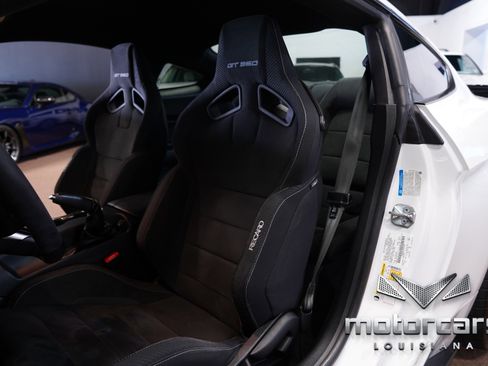 Used 2018 Ford Mustang Shelby GT350 w/ Electronics Package image 32