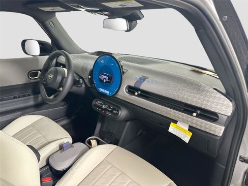 Certified 2025 MINI Cooper S FWD image 28