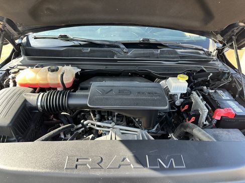Used 2019 RAM 1500 Big Horn AWD/4WD image 43