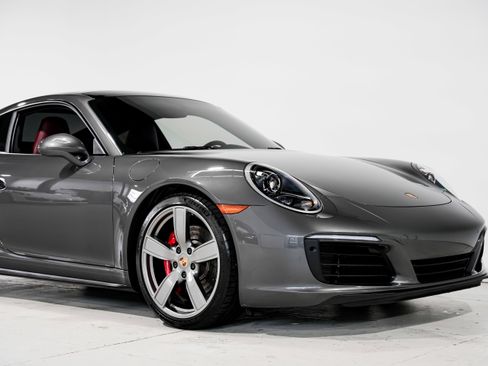 Used 2019 Porsche 911 Carrera 4S image 43
