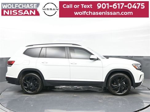 Used 2023 Volkswagen Atlas SE image 7