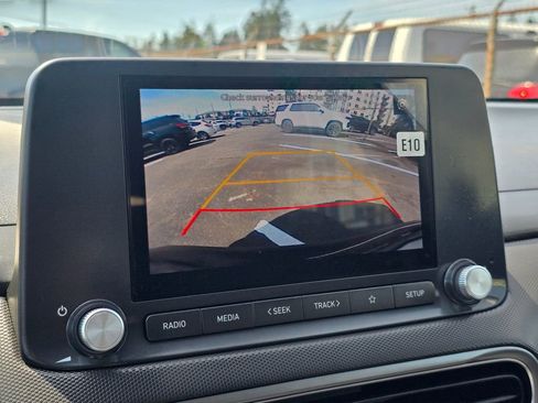 Used 2023 Hyundai Kona SE FWD image 21
