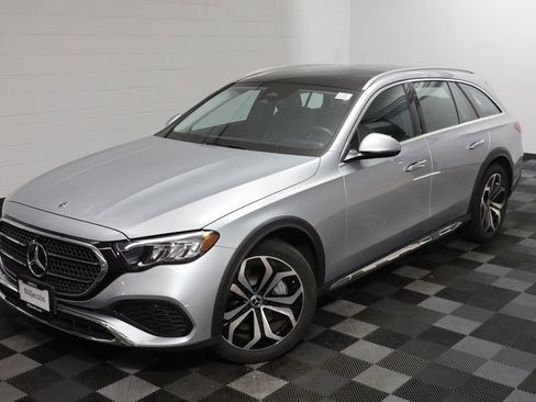Used 2025 Mercedes-Benz E 450 4MATIC All-Terrain Wagon image 2