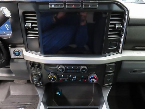Used 2024 Ford F250 XLT w/ XLT Premium Package image 13