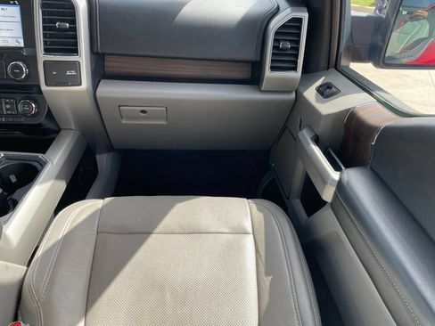 Used 2017 Ford F150 Lariat RWD image 25