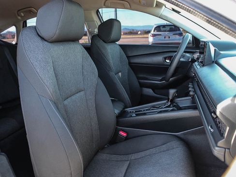 Certified 2023 Honda Accord LX image 16