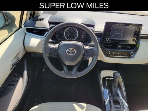 Used 2022 Toyota Corolla LE image 8