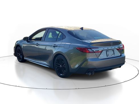 Certified 2026 Toyota Camry SE FWD image 5