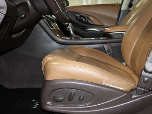 Used 2014 Buick LaCrosse Leather AWD/4WD image 25