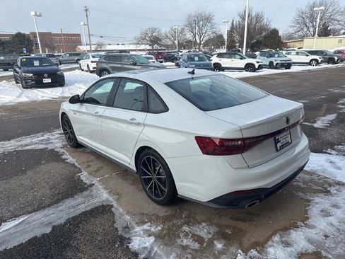 Certified 2025 Volkswagen Jetta GLI Autobahn image 7