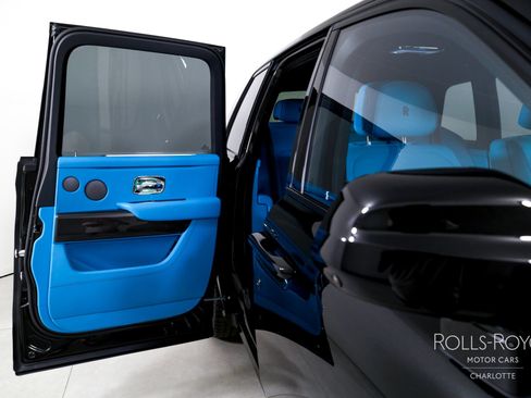 New 2026 Rolls-Royce Cullinan Black Badge image 29