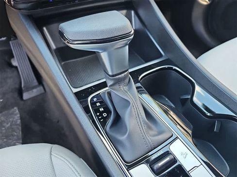 New 2025 Hyundai Santa Cruz SEL image 40