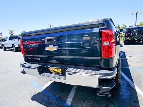 Used 2017 Chevrolet Silverado 2500 W/T AWD/4WD image 5