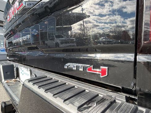 Certified 2023 GMC Sierra 2500 AT4 image 10
