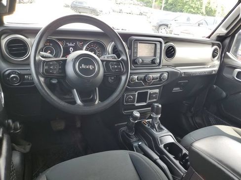 Used 2018 Jeep Wrangler Unlimited Sport AWD/4WD image 10