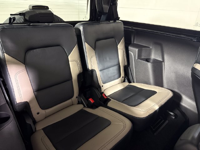 Used 2023 Ford Bronco Wildtrak AWD/4WD image 15