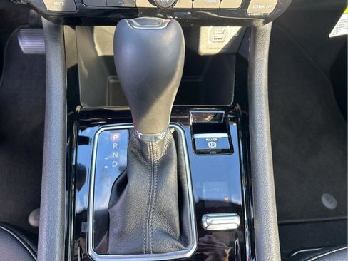 New 2026 Jeep Compass Latitude image 19