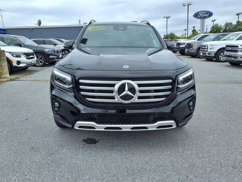 Used 2024 Mercedes-Benz GLB 250 4MATIC image 2