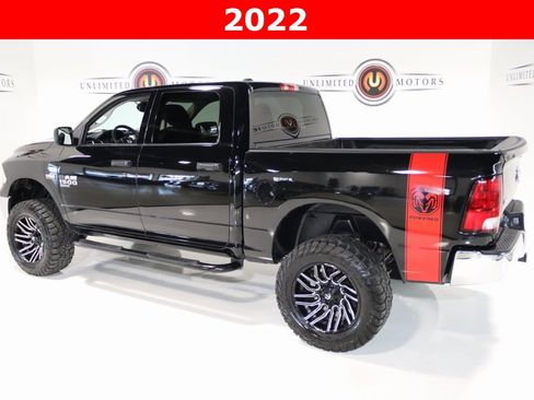 Used 2022 RAM 1500 Classic SLT image 3