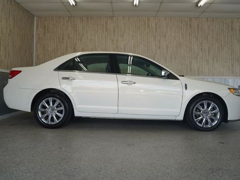 Used 2012 Lincoln MKZ FWD image 6