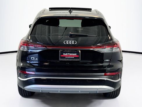 Used 2024 Audi Q4 e-tron Premium Plus image 6