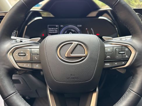 Used 2024 Lexus NX 350h AWD image 10
