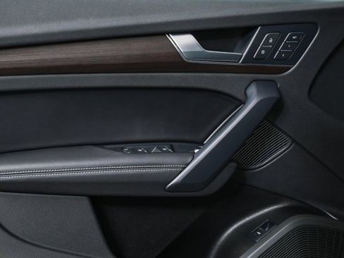 Used 2023 Audi Q5 2.0T Premium Plus w/ Premium Plus Package image 6