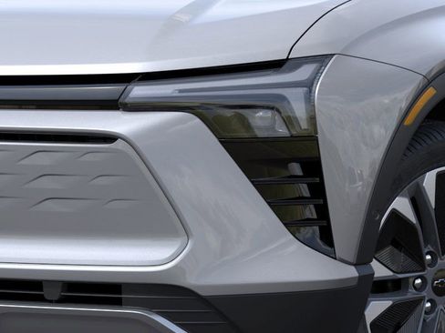 New 2026 Chevrolet Blazer EV LT image 10