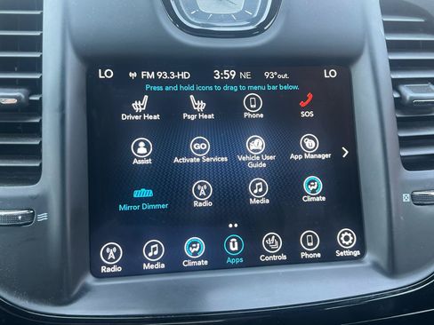 Used 2017 Chrysler 300 S AWD/4WD image 17