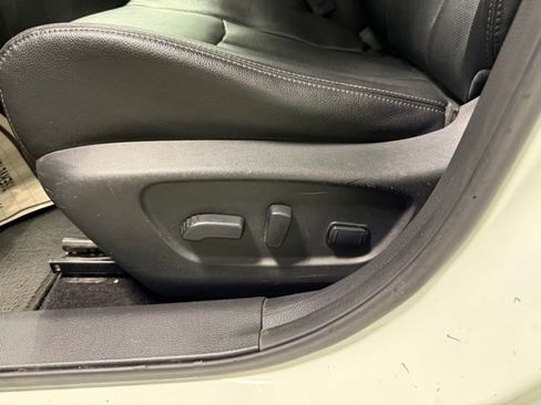Used 2016 Nissan Rogue SL w/ SL Premium Package AWD/4WD image 14