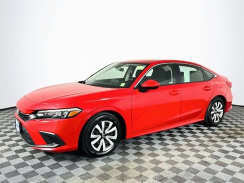 Used 2022 Honda Civic LX image 2