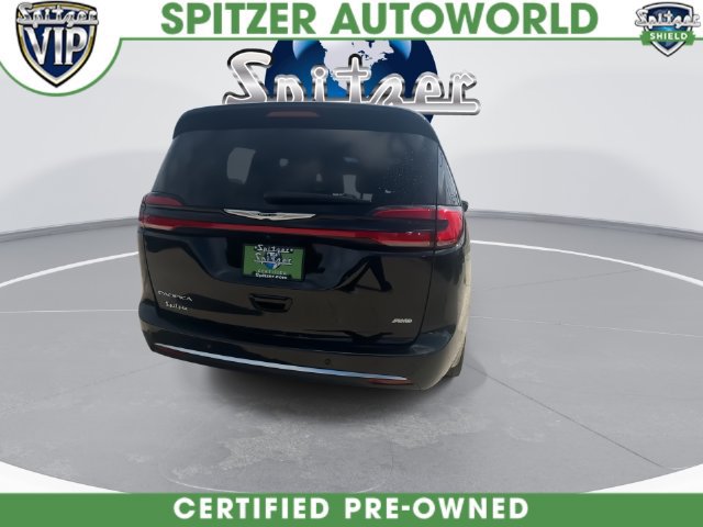 Used 2024 Chrysler Pacifica Pinnacle AWD/4WD image 15