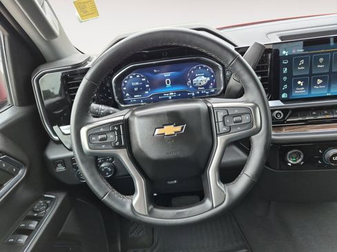 Used 2023 Chevrolet Silverado 1500 LT AWD/4WD image 13