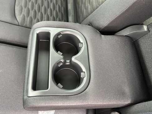 New 2026 Nissan Pathfinder SV image 27