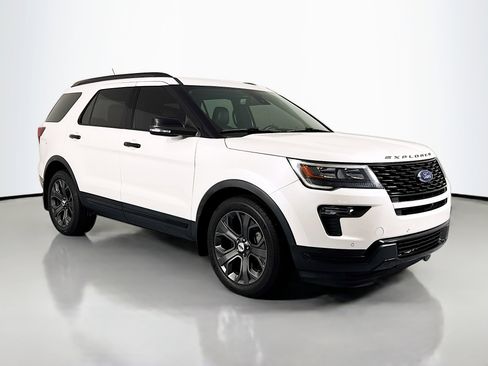 Used 2018 Ford Explorer Sport w/ Equipment Group 401A image 3