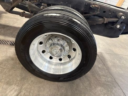 Used 2021 RAM 5500 Tradesman w/ Chrome Appearance Group AWD/4WD image 27