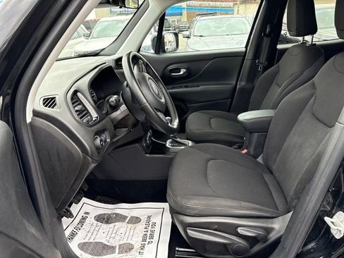 Used 2018 Jeep Renegade Altitude image 8